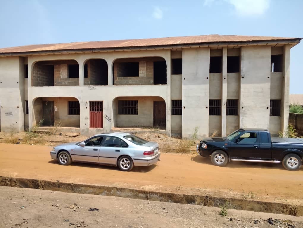 4 Flats of 3 Bedroom Each